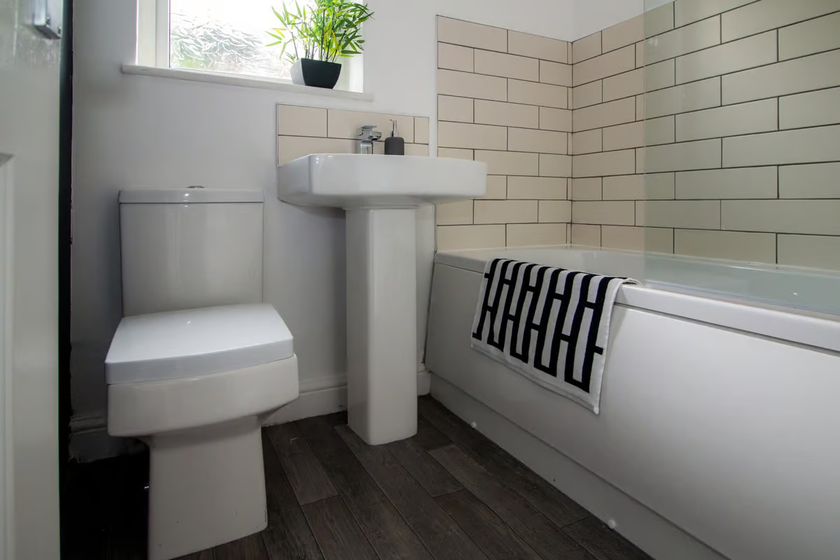 4 JJ, Thomson Mews, Manchester, M14 6JT